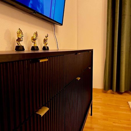 Comfy & Warm City Apartment - Self Check-In Graz Luaran gambar